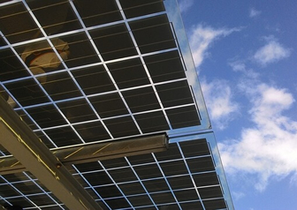 土地付き太陽光発電は賃貸か売却で投資するなら～どちらにするか選択にお悩みの方へ